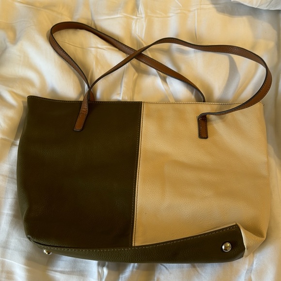 Nine West purse. - Picture 3 of 3